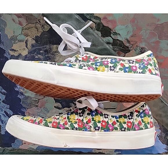 Vans Authentic Floral White Classic Canvas Skate Boat Shoes Women's Size 7.5 - Picture 6 of 6